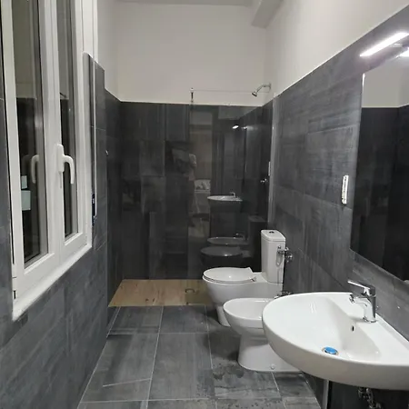 Modena Hotel 3*