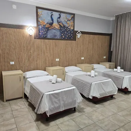 Modena Hotel モデナ
