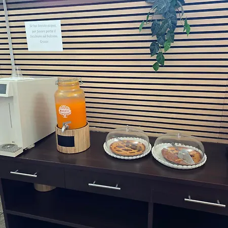 ホテル Modena Hotel