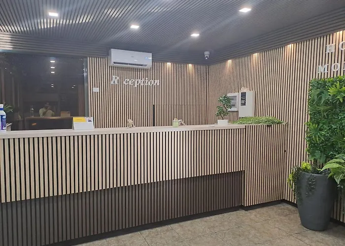 호텔 Modena Hotel 모데나