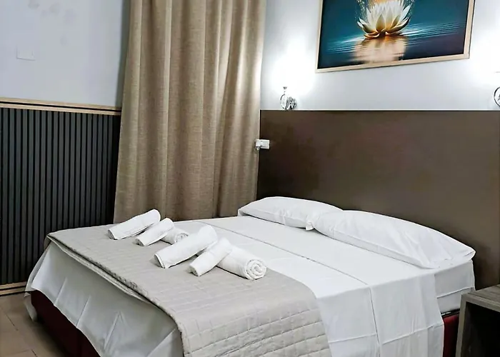 Modena Hotel 호텔 모데나