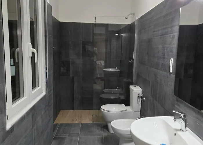 Modena Hotel 3*