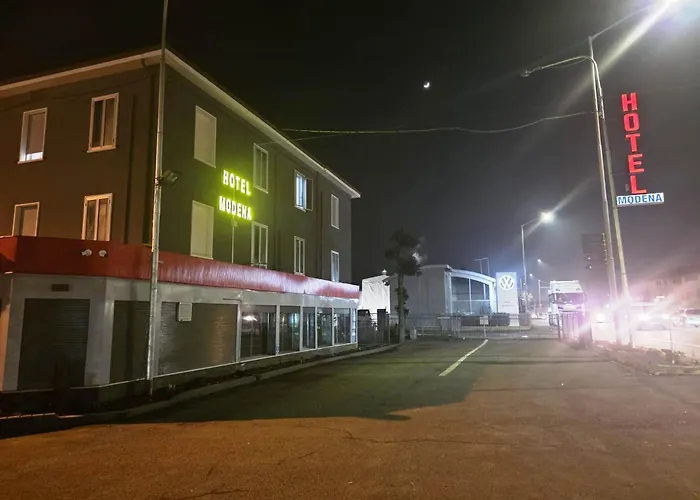 호텔 Modena Hotel 3*